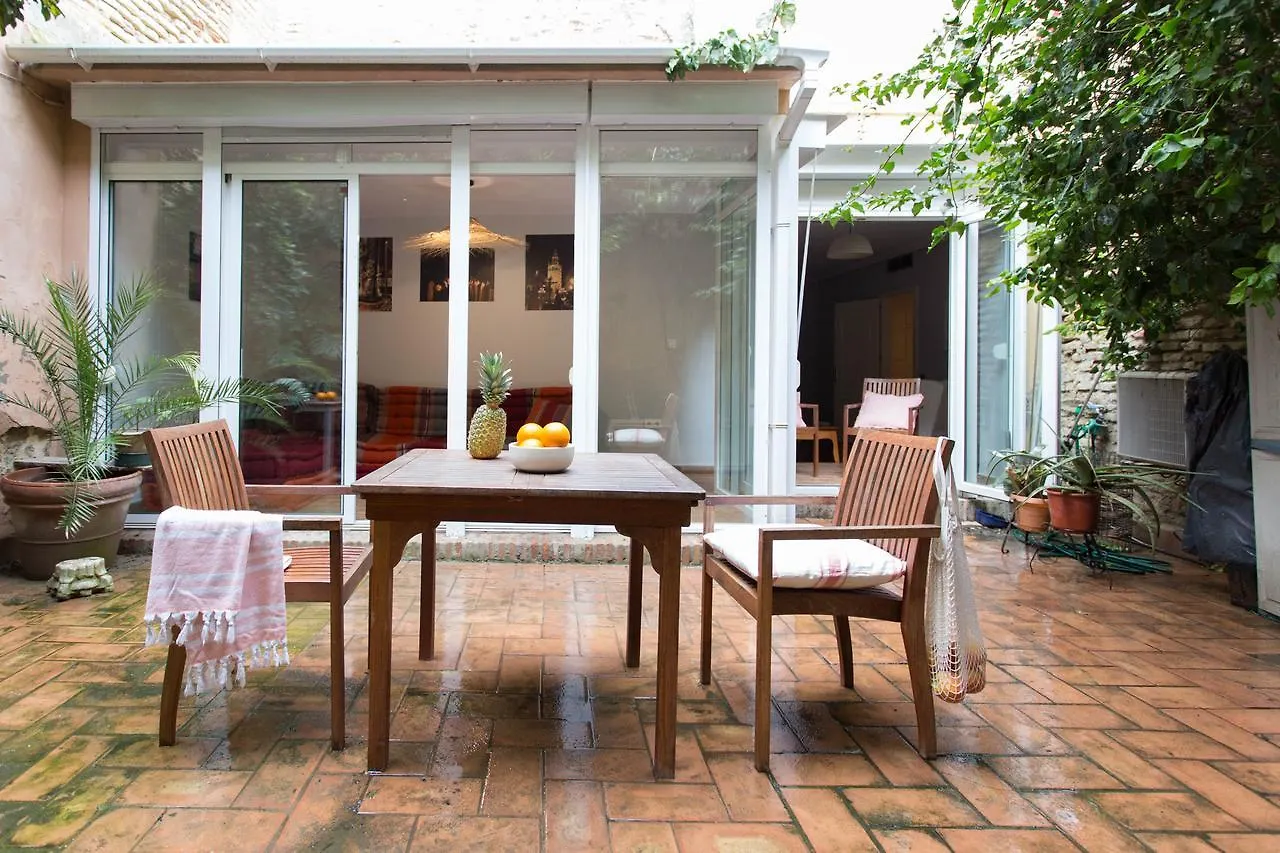 Svq Apartments - Patio Santa Cruz Σεβίλλη