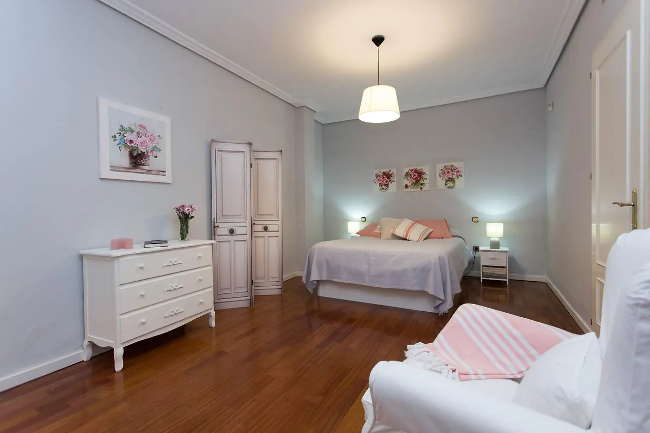 Svq Apartments - Patio Santa Cruz Σεβίλλη