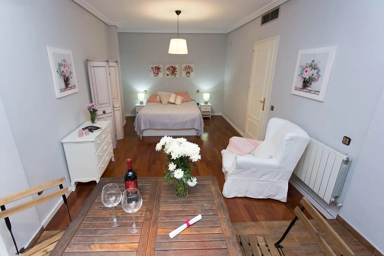 Svq Apartments - Patio Santa Cruz Σεβίλλη